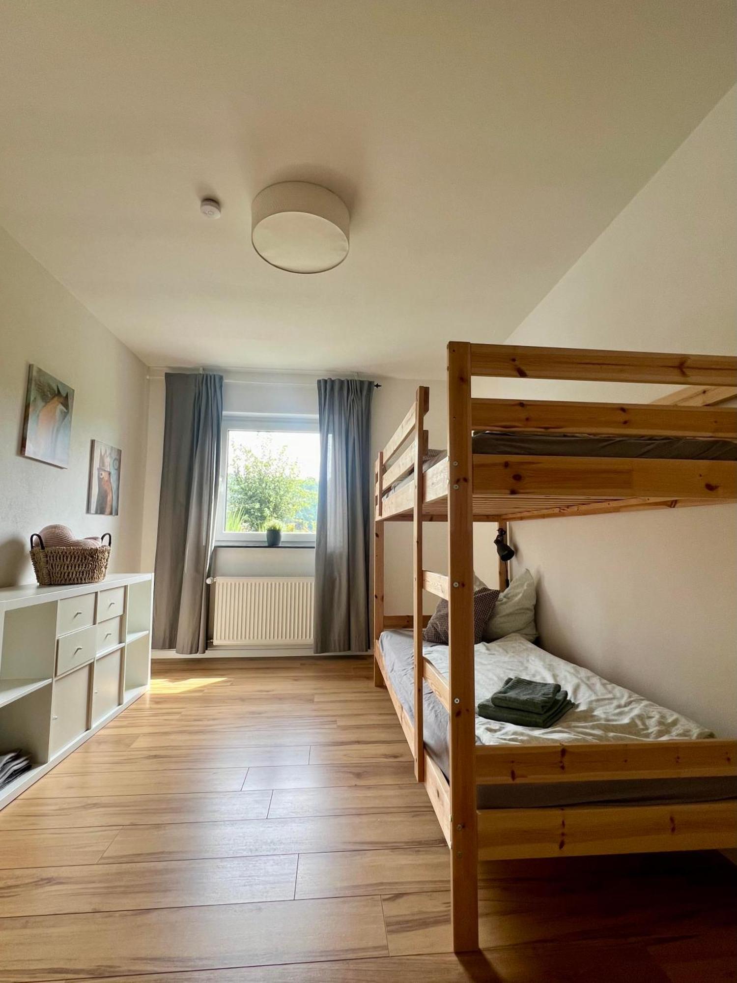 Moderne Familienfreundliche Wohnung Am Waldrand Von Pruem Mit Terrasse Екстер'єр фото